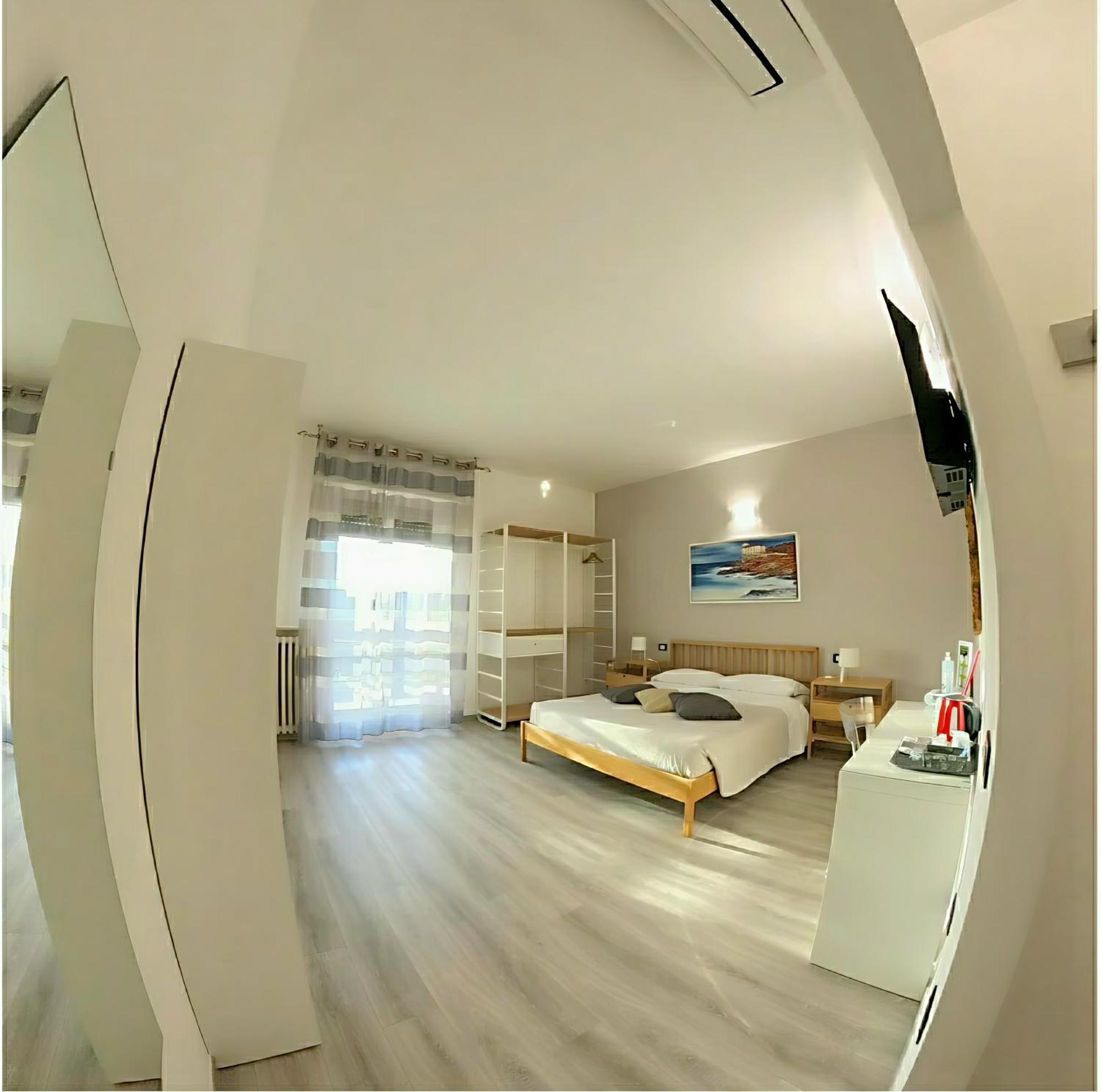 Отель Attico Livorno Bed & Relax Экстерьер фото